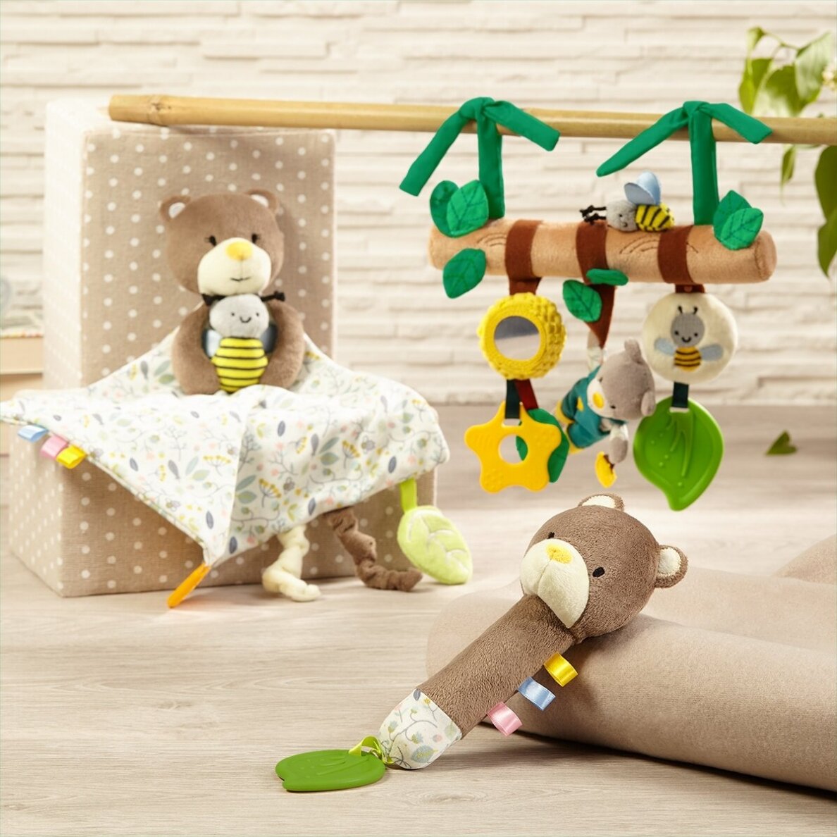 Squeaky Toy with Teether TEDDY GARDENER, 1431 7 Squeaky Toy with Teether TEDDY GARDENER, 1431 7