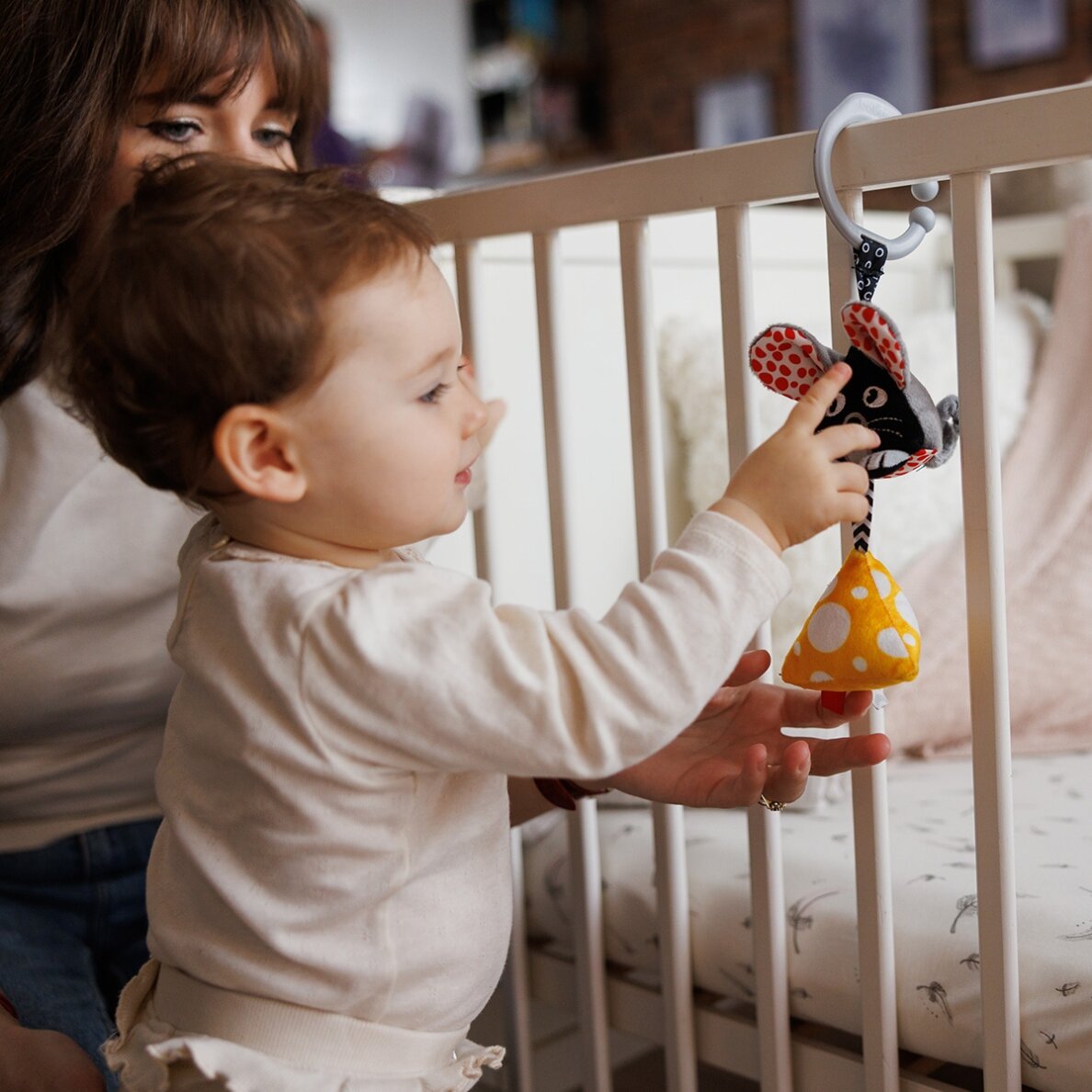 Babyono žaislas pakabinamas peliukas 1676 1